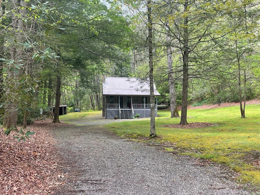 1533 Tate Cove Road Hayesville NC 28904