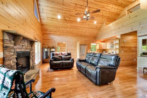 25 Black Oak Hayesville NC 28904