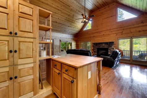 25 Black Oak Hayesville NC 28904