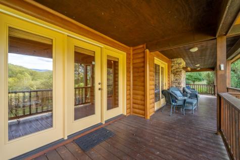 25 Black Oak Hayesville NC 28904