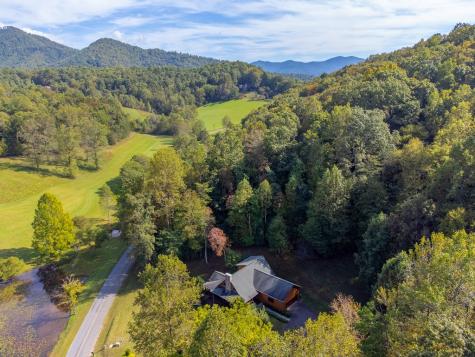 25 Black Oak Hayesville NC 28904