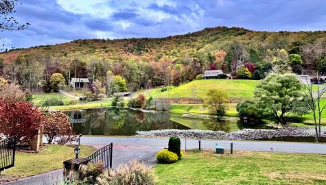 25 Black Oak Hayesville NC 28904