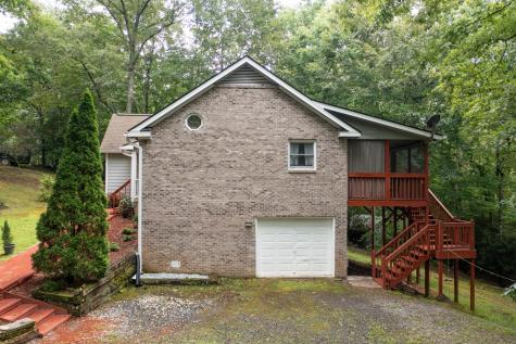 125 Jess Hooper Drive Hayesville NC 28904