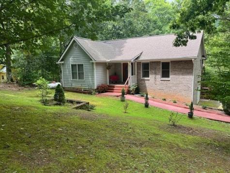 125 Jess Hooper Drive Hayesville NC 28904