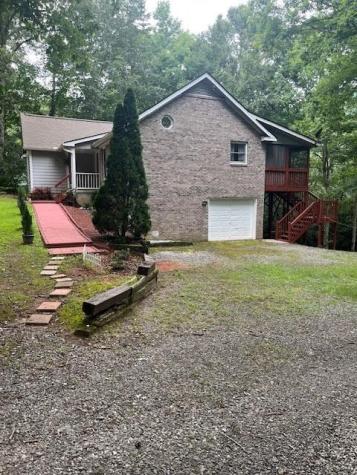 125 Jess Hooper Drive Hayesville NC 28904