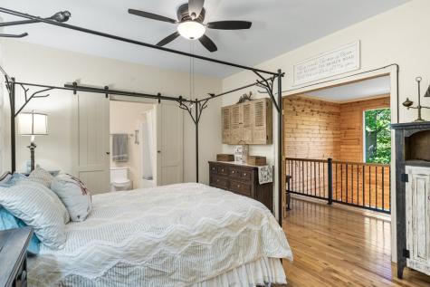 801 Village Murphy NC 28906