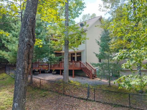 801 Village Murphy NC 28906