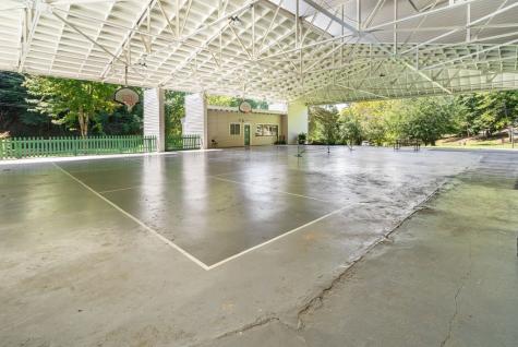 801 Village Murphy NC 28906