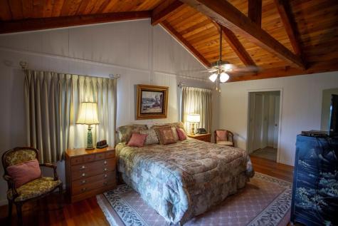 1620 East Buffalo Road Robbinsville NC 28771