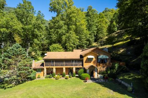 1620 East Buffalo Road Robbinsville NC 28771