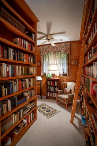 1620 East Buffalo Road Robbinsville NC 28771