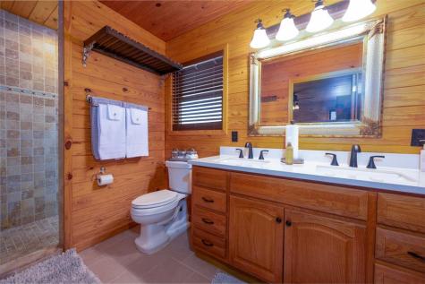 2059 Lower Tuskeegee Robbinsville NC 28771