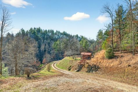 2059 Lower Tuskeegee Robbinsville NC 28771