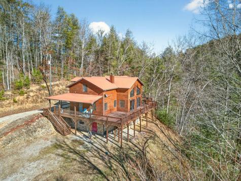 2059 Lower Tuskeegee Robbinsville NC 28771