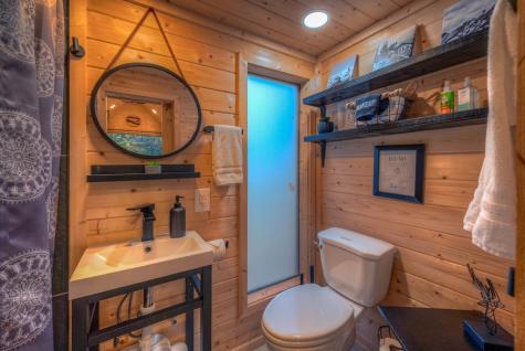 32,70,75 Rollingwood Lane Murphy NC 28906