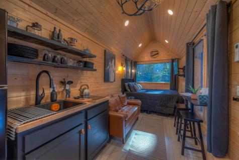 32,70,75 Rollingwood Lane Murphy NC 28906