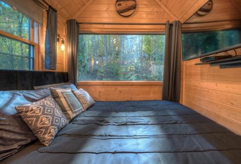 32,70,75 Rollingwood Lane Murphy NC 28906