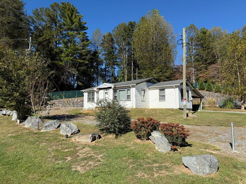 7430 Highway 294 Murphy NC 28906