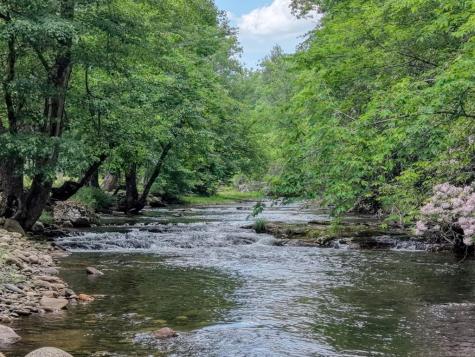 515 Barlow Fields Drive Hayesville NC 28904