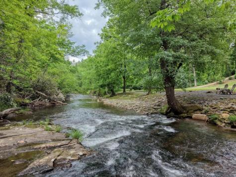 515 Barlow Fields Drive Hayesville NC 28904