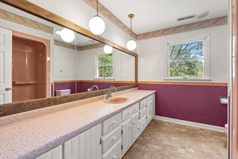 1045 Old Highway 64 W Hayesville NC 28904