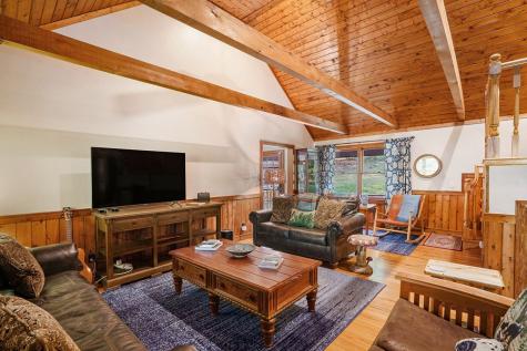 98 Bear Lane Blue Ridge GA 30513