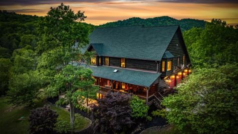 2007 Pine Log Church Road Brasstown NC 28902