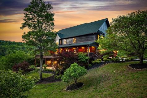 2007 Pine Log Church Road Brasstown NC 28902