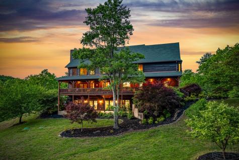 2007 Pine Log Church Road Brasstown NC 28902