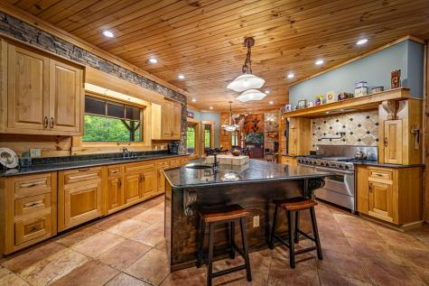 2007 Pine Log Church Road Brasstown NC 28902