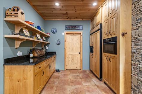 2007 Pine Log Church Road Brasstown NC 28902