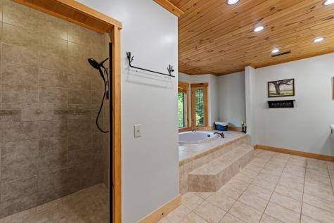 2007 Pine Log Church Road Brasstown NC 28902