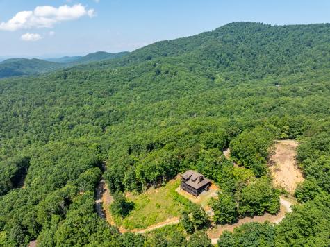 415 Sahkanaga Drive Murphy NC 28906