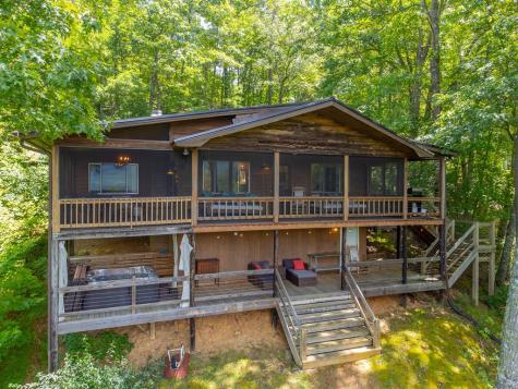 413 Tuskeegee Acres Robbinsville NC 28771