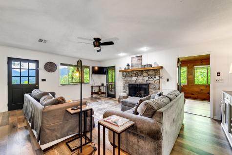 413 Tuskeegee Acres Robbinsville NC 28771