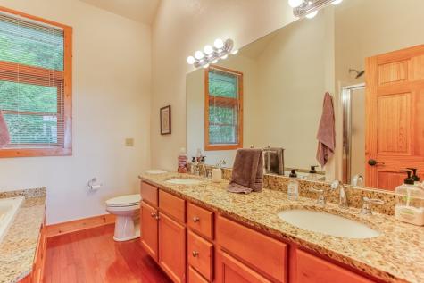 113 Snowbird Trail Robbinsville NC 28771