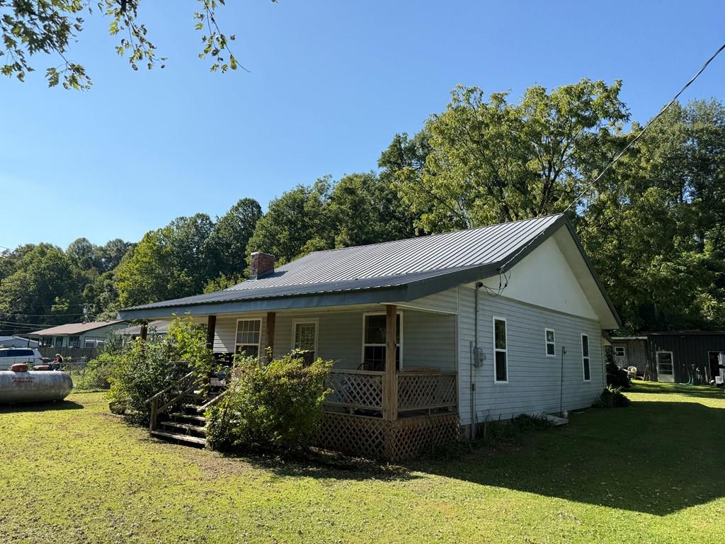 110 Fisher Street Andrews NC 28901