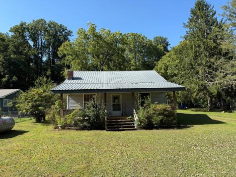 110 Fisher Street Andrews NC 28901