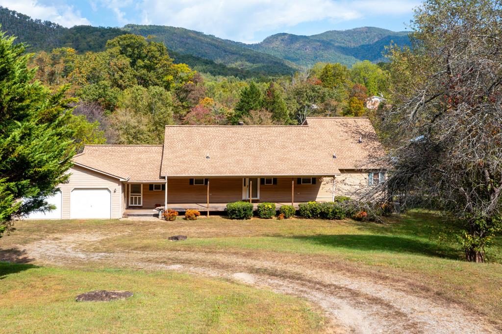 3533 Old Highway 64 E Hayesville NC 28904