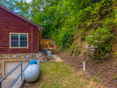 155 Mountain Laurel Road Robbinsville NC 28771