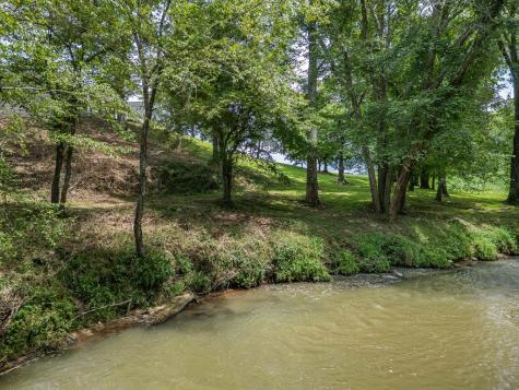 96 West Road Warne NC 28909