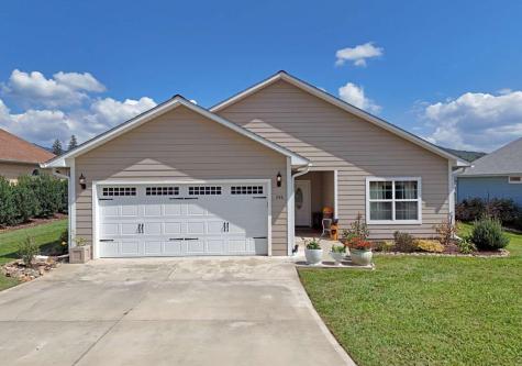 348 Riverwalk Circle Hayesville NC 28904