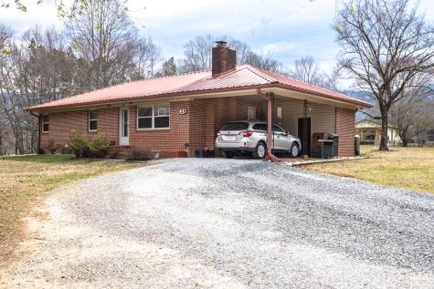 29/33/49 Breedlove Drive Andrews NC 28901