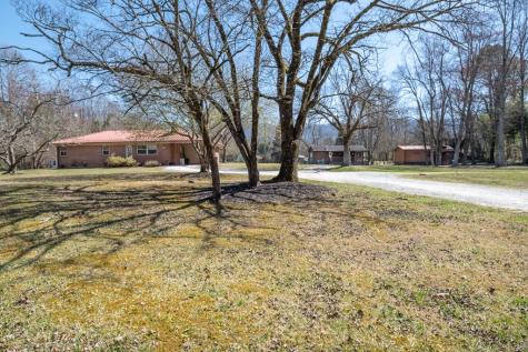 29/33/49 Breedlove Drive Andrews NC 28901