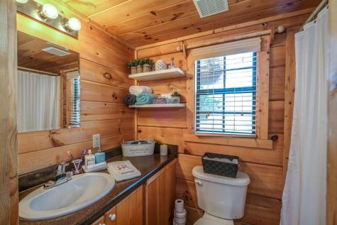 29/33/49 Breedlove Drive Andrews NC 28901