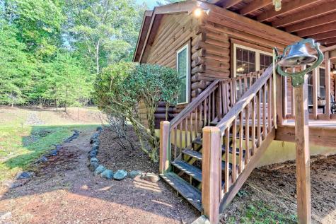 21 Ashley Trail Warne NC 28909