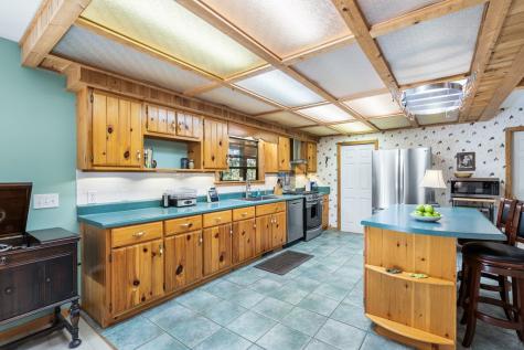 230 Pinners Point Hayesville NC 28904