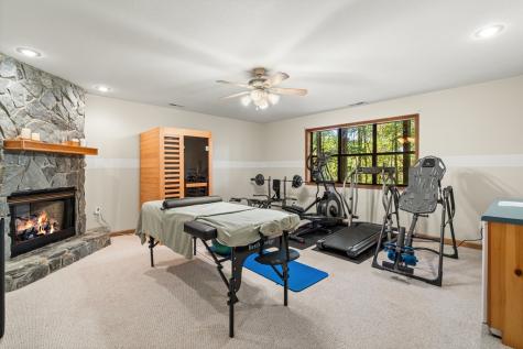 230 Pinners Point Hayesville NC 28904