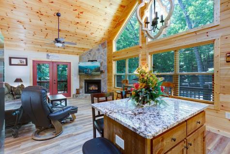 570 Hawthorne Lane Murphy NC 28906