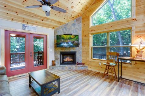 570 Hawthorne Lane Murphy NC 28906